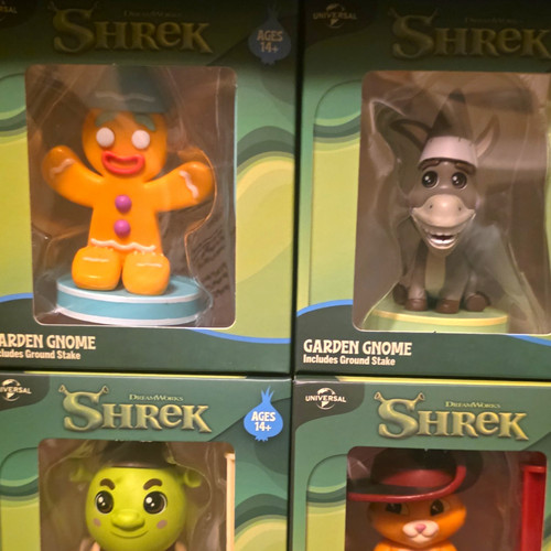 Dreamworks shrek garden gnome - shrek,